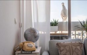 Cool Beach Studio by Real Life Concierge